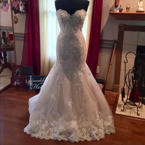 David Tutera Bridal Gown Style 117284 Size 14
